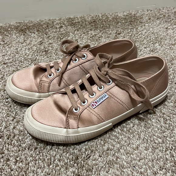 Superga Blush Satin Sneaker - Size 37.5 - Picture 5 of 11